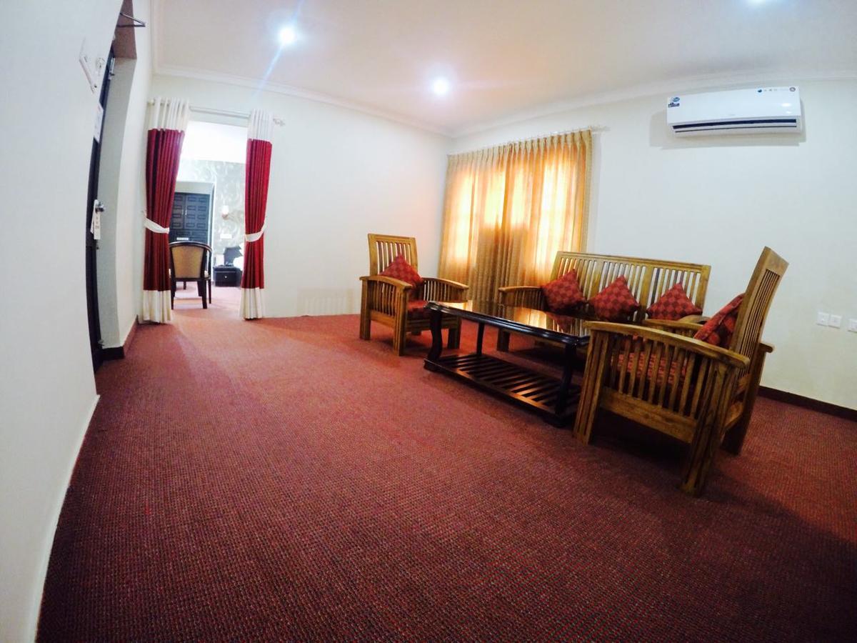 Capital O 46475 Gd International Redfort Hotel Nilambur Exterior photo