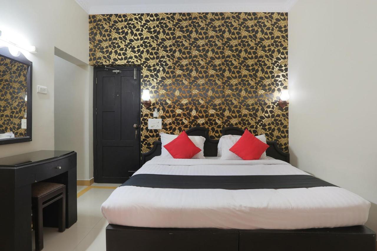 Capital O 46475 Gd International Redfort Hotel Nilambur Exterior photo