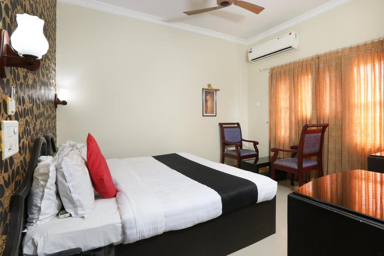 Capital O 46475 Gd International Redfort Hotel Nilambur Exterior photo